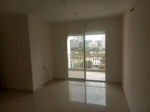 Room in 2 BHK Apartment at Sukhwani Hermosa Casa, Mundhwa – for Rent