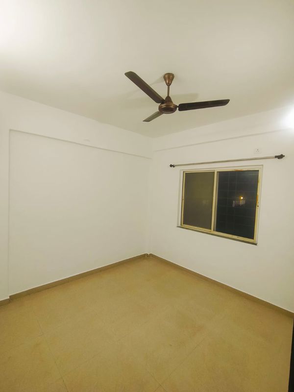 Retail Shop For Sale in Wakad