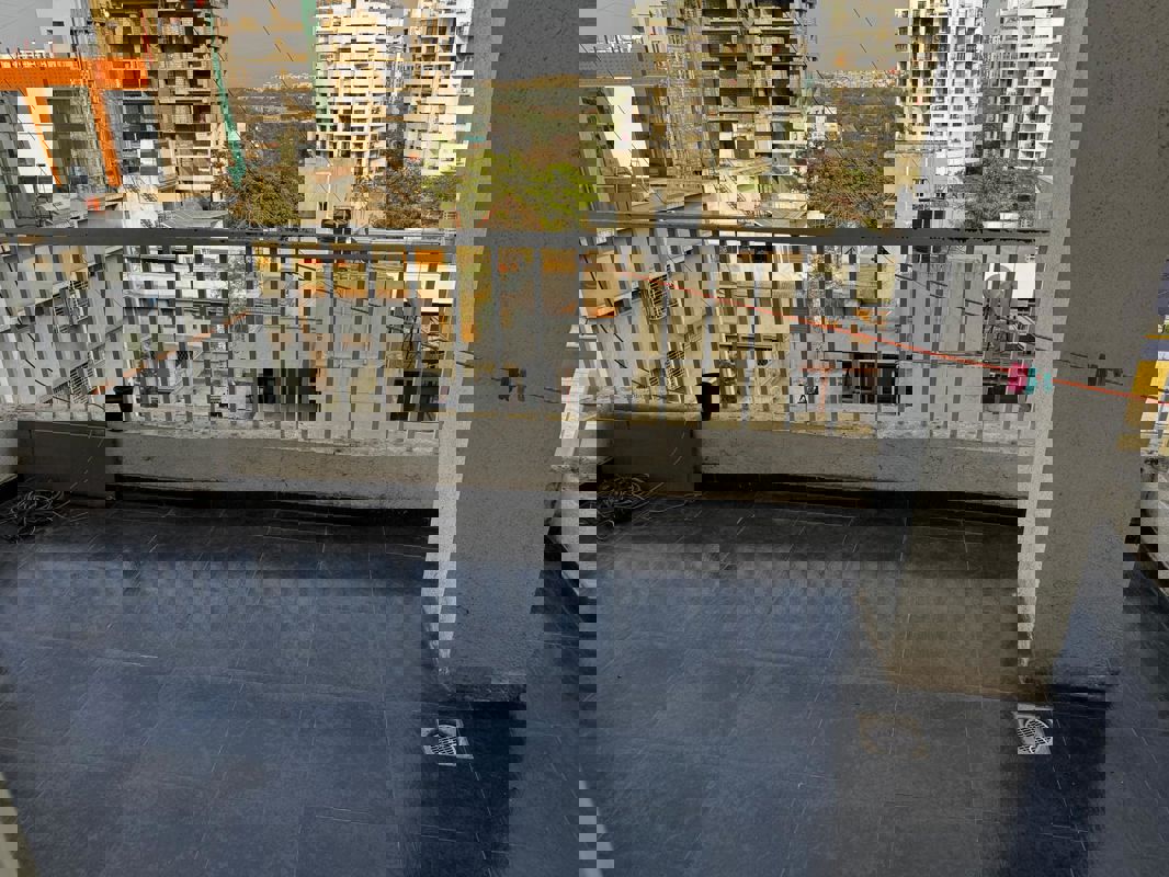 3 BHK 1665 Sq.Ft. Apartment in Surana Park Marina