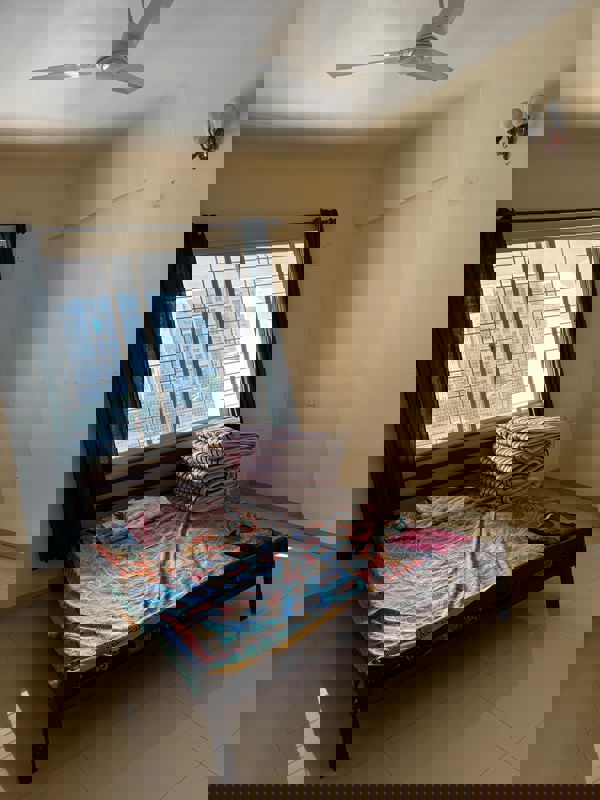 3 BHK 1665 Sq.Ft. Apartment in Surana Park Marina