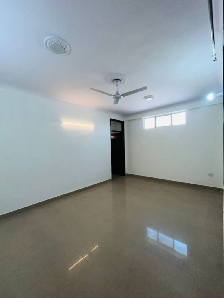 Room, saket 3 Bedroom 1450 Sq.Ft. Builder Floor In Saket Delhi 10055181