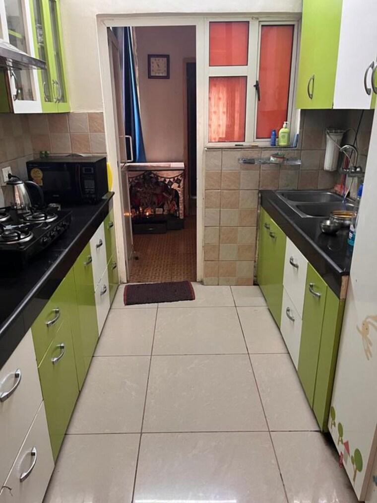 Kitchen, land-craft-golf-links-apartment-phase-2 3 Bedroom 1525 Sq.Ft. Apartment In Pandav Nagar Ghaziabad 10055184