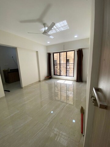2 BHK Apartment For Rent in Crescent Silverwoods, Powai