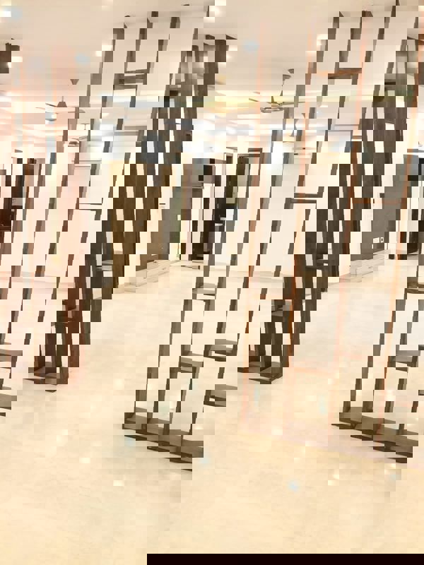 6 BHK 66 Sq.Yd. Independent House in Ansal Plaza Gurgaon