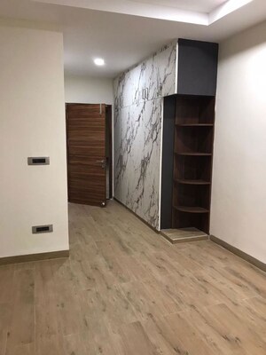 Room in 3 BHK Apartment at Tulip Violet, Sector 69 – for Rent