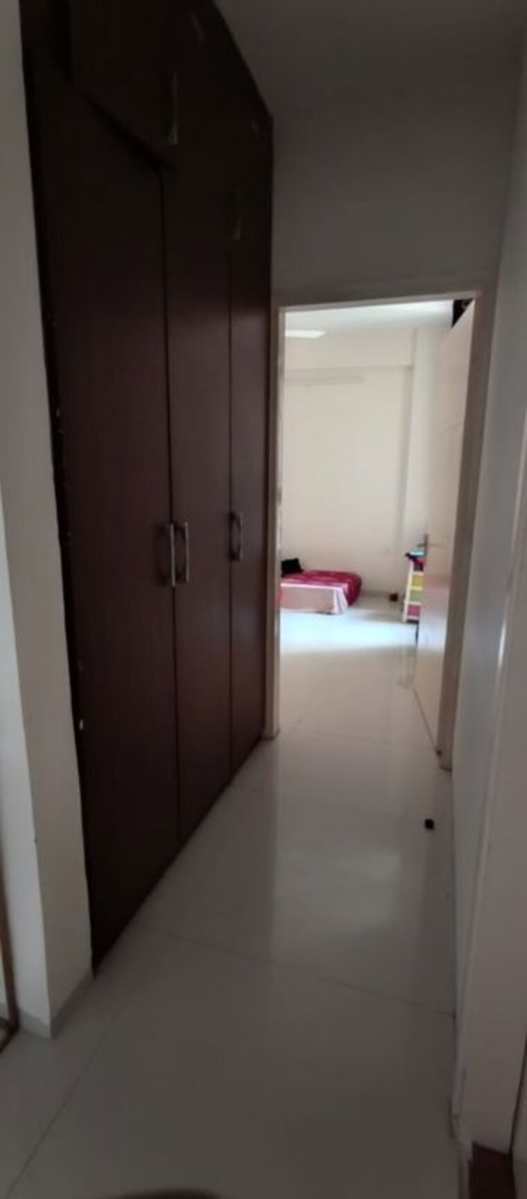 Bathroom, tulip-violet 3 Bedroom 1578 Sq.Ft. Apartment In Sector 69 Gurgaon 10055216