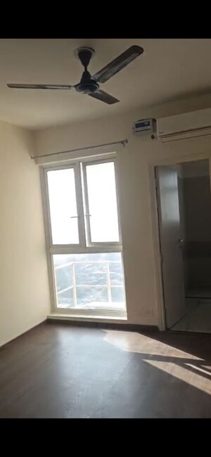 Room in 2 BHK Apartment at M3M Marina, Sector 68 – for Rent