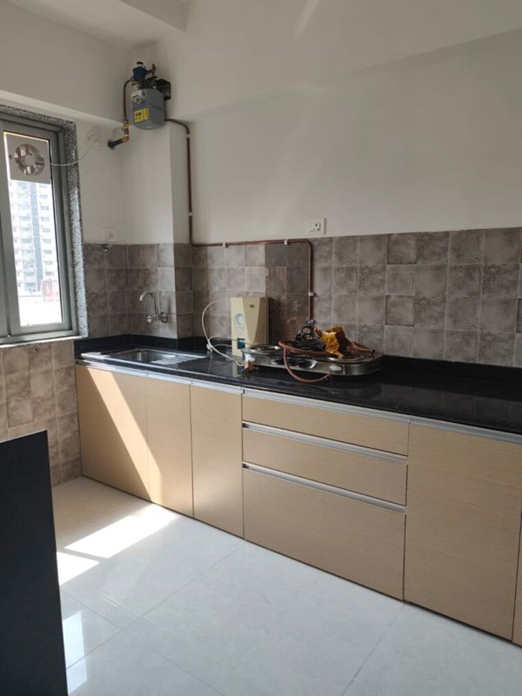 Kitchen, nahar-amaryllis-towers-and-plaza 1 Bedroom 387 Sq.Ft. Apartment In Chandivali Mumbai 10055244