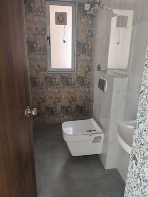 Attached Bathroom in 1 BHK Apartment at Nahar Amaryllis Towers and Plaza, Chandivali – for Rent