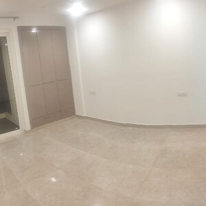 Room in 3 BHK Apartment at Bollywood Esencia, Ghazipur – for Rent