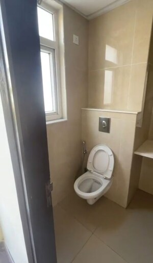 Bathroom in 5 BHK Apartment at BPTP Amstoria, Sector 102 – for Rent