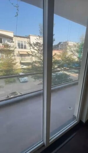 Balcony in 5 BHK Apartment at BPTP Amstoria, Sector 102 – for Rent