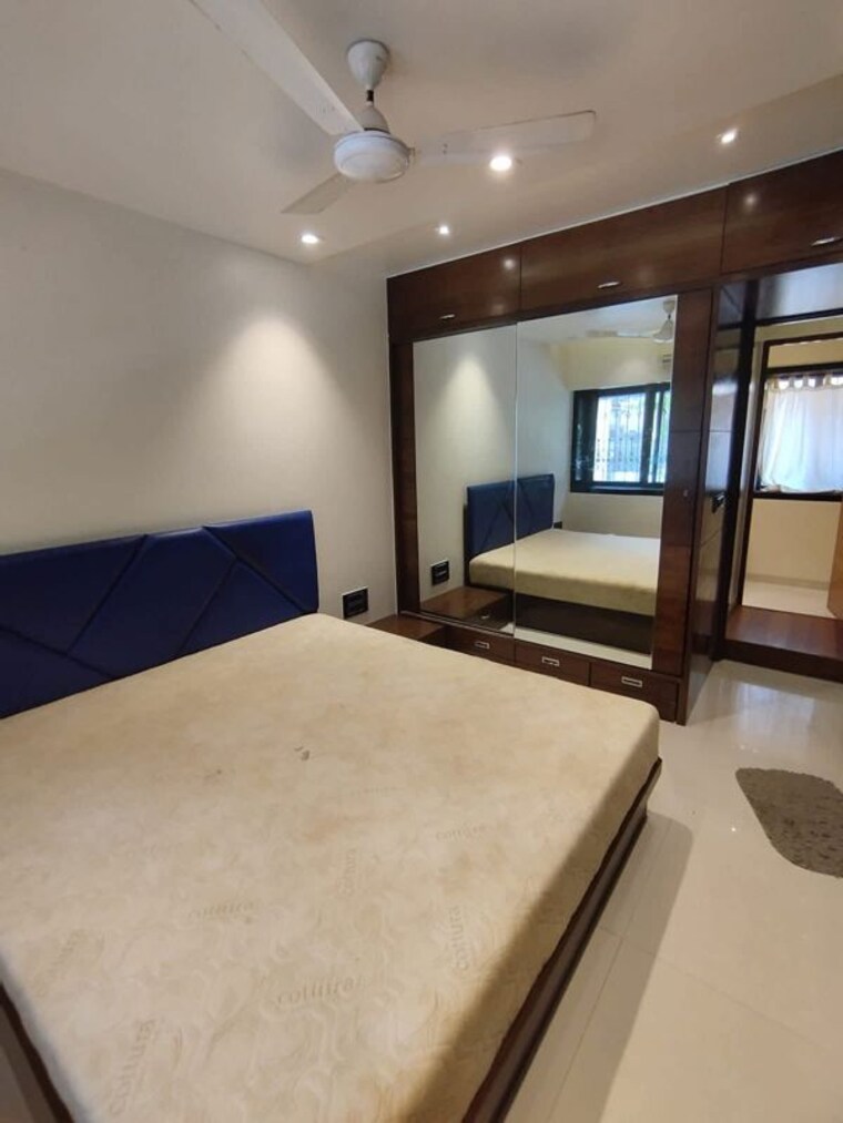 Room, versova 2 Bedroom 800 Sq.Ft. Apartment In Versova Mumbai 10055283