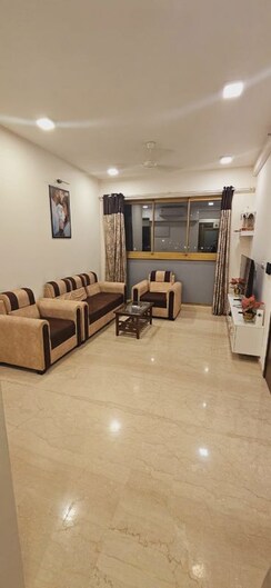 2 BHK Apartment For Rent in Godrej RKS