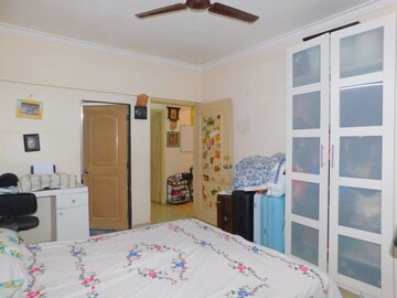 Bedroom in 4 BHK Apartment at Malad West – for Sale