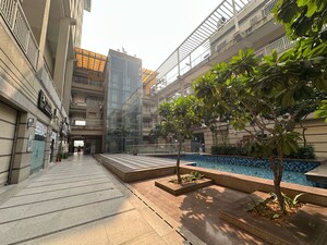  Shop For Sale in Puri 81 Business Hub, Sector 81