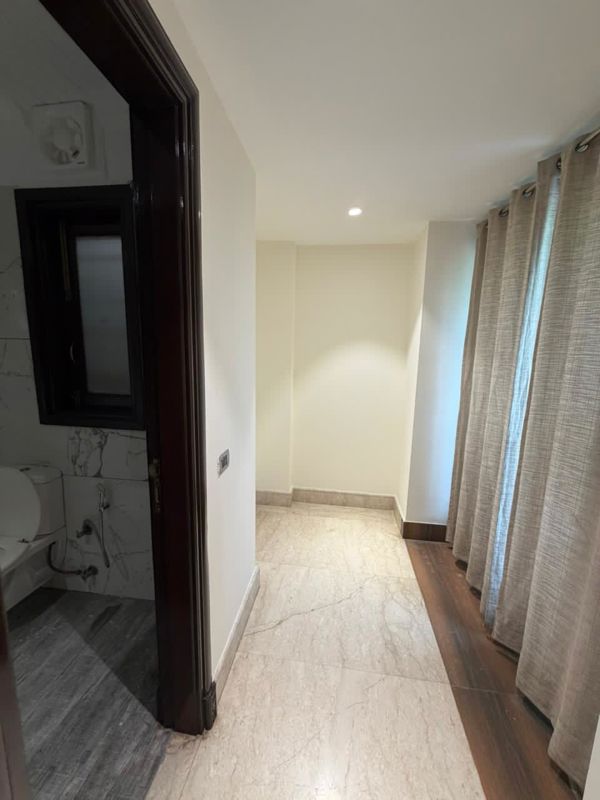 5 BHK + Pooja Room,Servant Room,Study Room,Extra Room Builder Floor For Sale in Puri Vip Floors