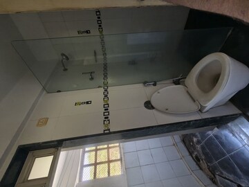 Bathroom in 2.5 BHK Apartment at Nahar Amrit Shakti, Chandivali – for Rent