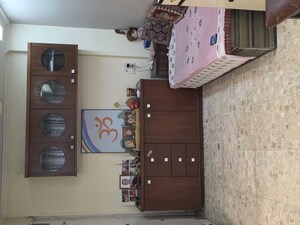 Furnished Amenities in 1.5 BHK Apartment at Rajas CHS, Andheri East – for Rent