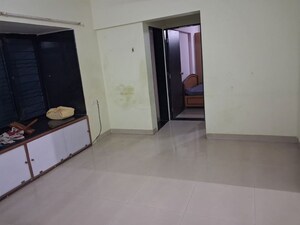 Room in 2 BHK Apartment at Runwal Pearl, Manpada – for Rent