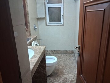 Bathroom in 3 BHK Apartment at Jaypee Pavilion Heights IV, Sector 128 – for Rent