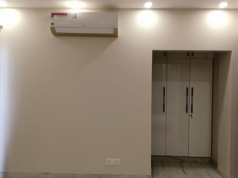 Room, malviya nagar 3 Bedroom 1800 Sq.Ft. Apartment In Malviya Nagar Delhi 10055439