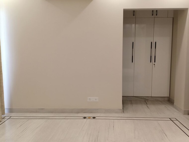 Room, malviya nagar 3 Bedroom 1800 Sq.Ft. Apartment In Malviya Nagar Delhi 10055439