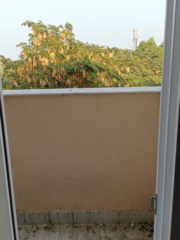 Balcony, malviya nagar 3 Bedroom 1800 Sq.Ft. Apartment In Malviya Nagar Delhi 10055439
