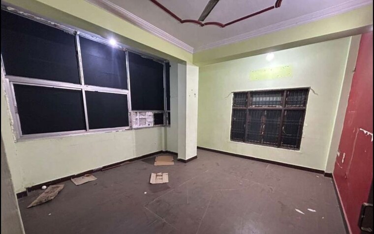  Parking, husainganj 2 Bedroom 1000 Sq.Ft. Apartment In Husainganj Lucknow 10055468