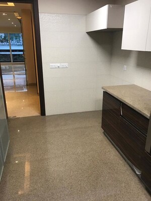 Room in 3 BHK Apartment at Defence Colony – for Sale