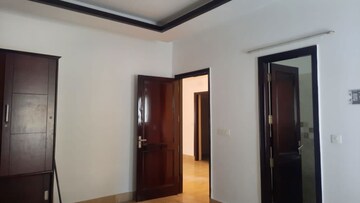 Room in 4 BHK Builder Floor at BPTP District, Sector 81 – for Sale