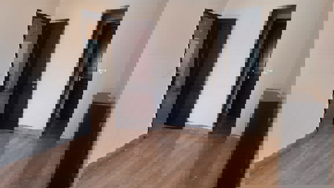 4 BHK + Pooja Room,Servant Room,Study Room,Extra Room 300 Sq.Yd. Builder Floor in BPTP District