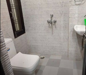 Bathroom in 2 BHK Apartment at Hazratganj – for Rent