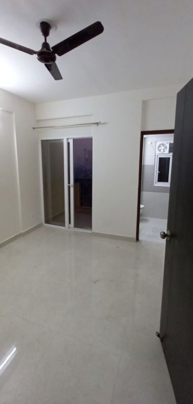 Room, signature-global-synera 3 Bedroom 750 Sq.Ft. Apartment In Sector 81 Gurgaon 10055498