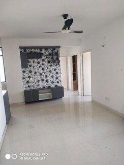 3 BHK + Pooja Room,Study Room Apartment For Rent in Signature Global Synera