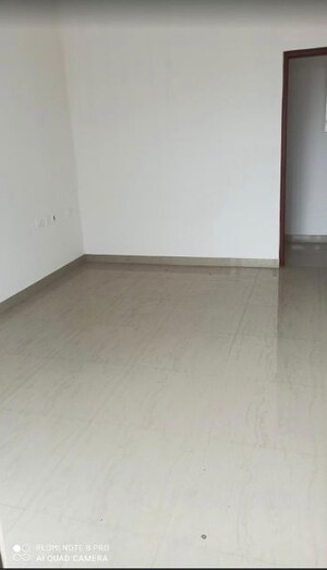 Room in 2 BHK Apartment at ATS Dolce, Zeta I Greater Noida – for Sale