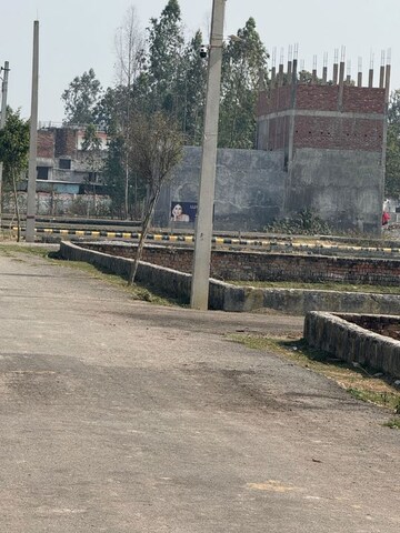  Plot – Exterior View View at Raebareli Road - for Sale