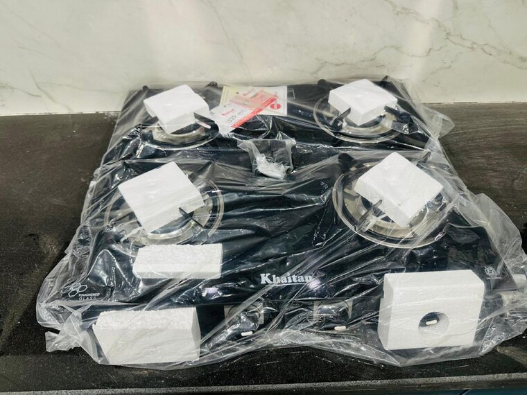  Parking, sector 43 3 Bedroom 2000 Sq.Ft. Builder Floor In Sector 43 Gurgaon 10055499