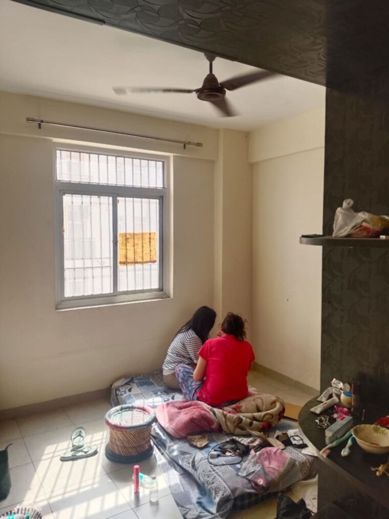 Room, wave-city 2 Bedroom 790 Sq.Ft. Apartment In Wave City Ghaziabad 10055583