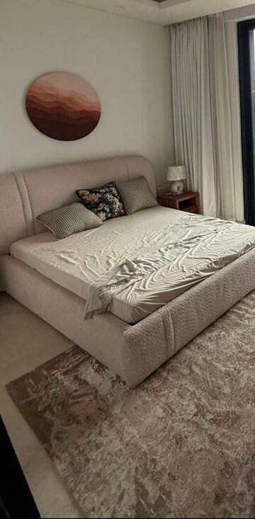 Master Bedroom in 2 BHK Apartment at Andheri West – for Rent