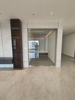 Room in 4 BHK Apartment at Sri Fortune Sonthalia Sky Villas, Kokapet – for Rent