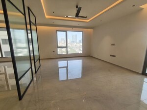 Room in 4 BHK Apartment at Sri Fortune Sonthalia Sky Villas, Kokapet – for Rent