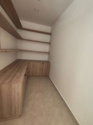 Room in 4 BHK Apartment at Sri Fortune Sonthalia Sky Villas, Kokapet – for Rent