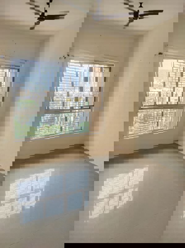 1 BHK 430 Sq.Ft. Apartment in Lokhandwala Whispering Palms