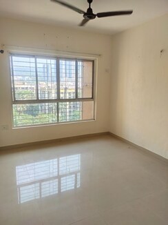 1 BHK Apartment For Rent in Lokhandwala Whispering Palms