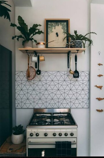 1 BHK Apartment For Rent in Dhavalgiri Apartment Sector 11, Sector 11