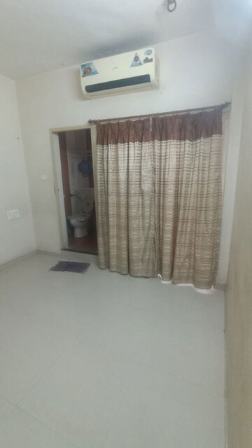 Bathroom in 2 BHK Apartment at Paldi – for Rent