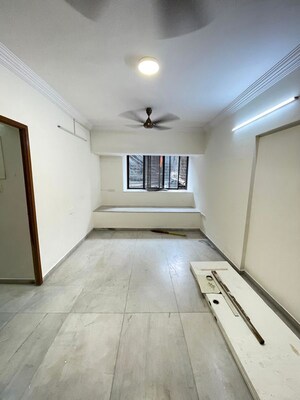 2 BHK Apartment For Rent in Green Meadows Bluilding 2 Chs Ltd, Kandivali East