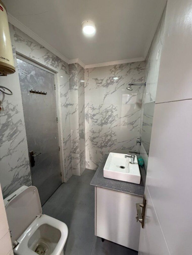 Attached Bathroom, saket 3 Bedroom 2000 Sq.Ft. Builder Floor In Saket Delhi 10055637
