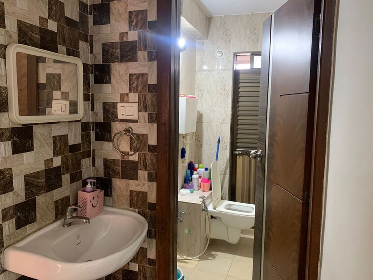 Bathroom, aristo-usha-heights 2 Bedroom 1100 Sq.Ft. Apartment In Kharghar Navi Mumbai 10025473